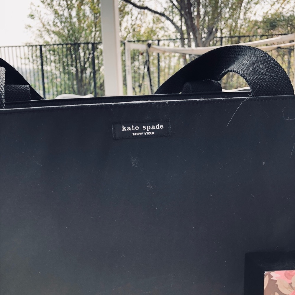 🖤 Kate Spade Purse 🖤 - Picture 3 of 6
